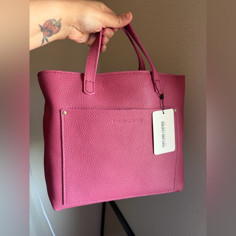 Premium Portland Leather goods, wild rose, medium, zip Crossbody bag